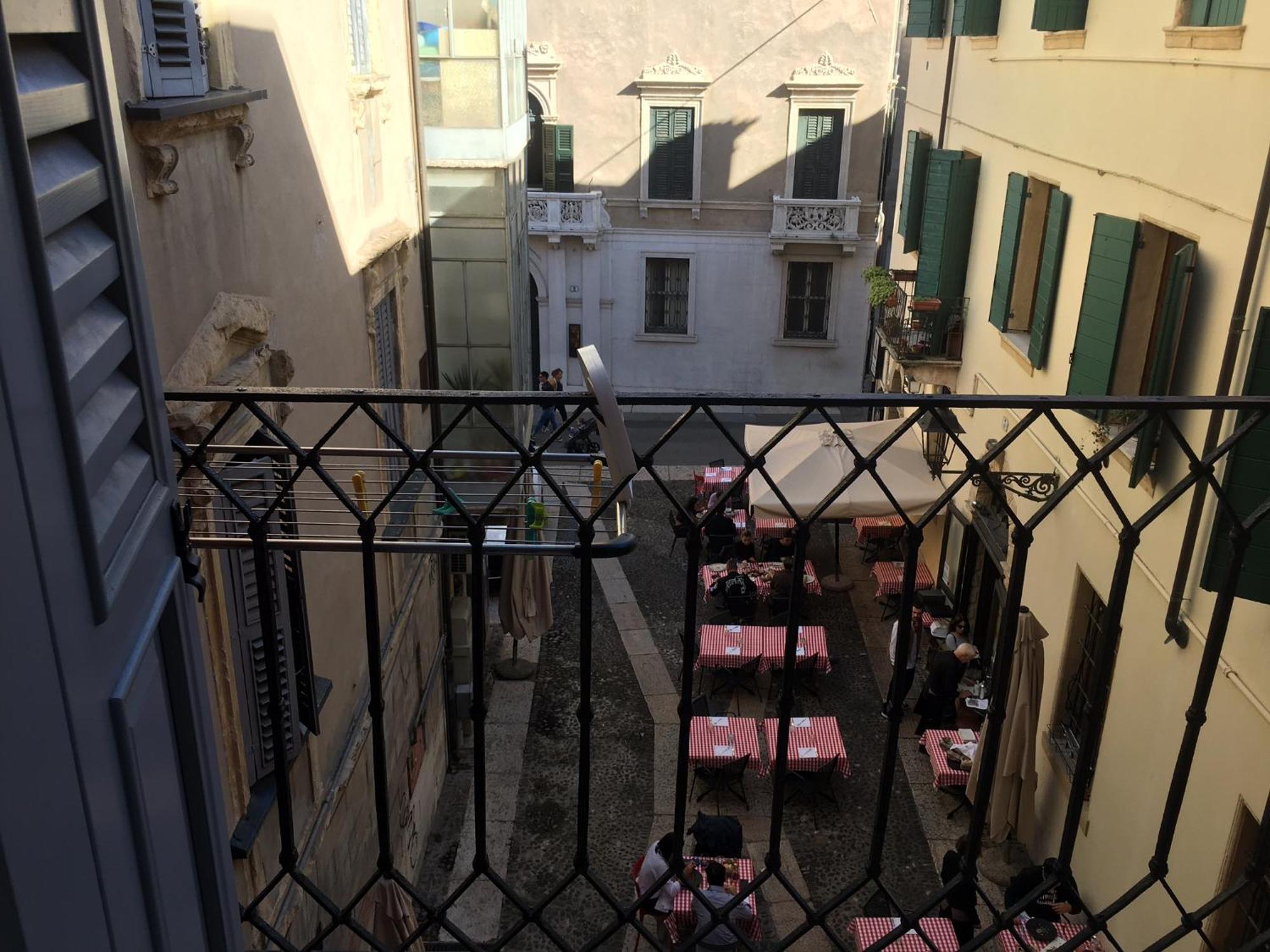 Apartment Veronajourneys Emilei Verona
