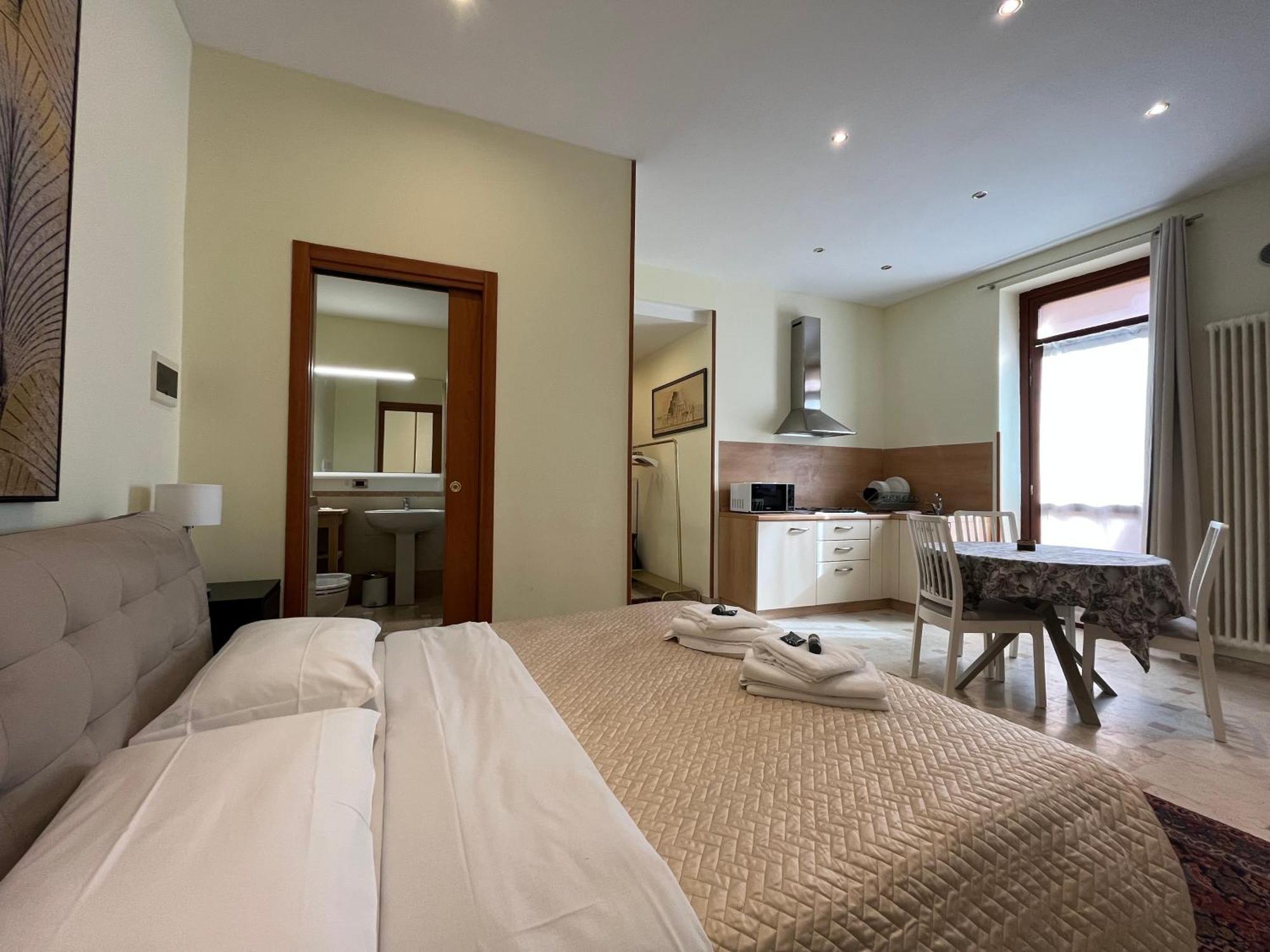 Veronajourneys Emilei Apartment *