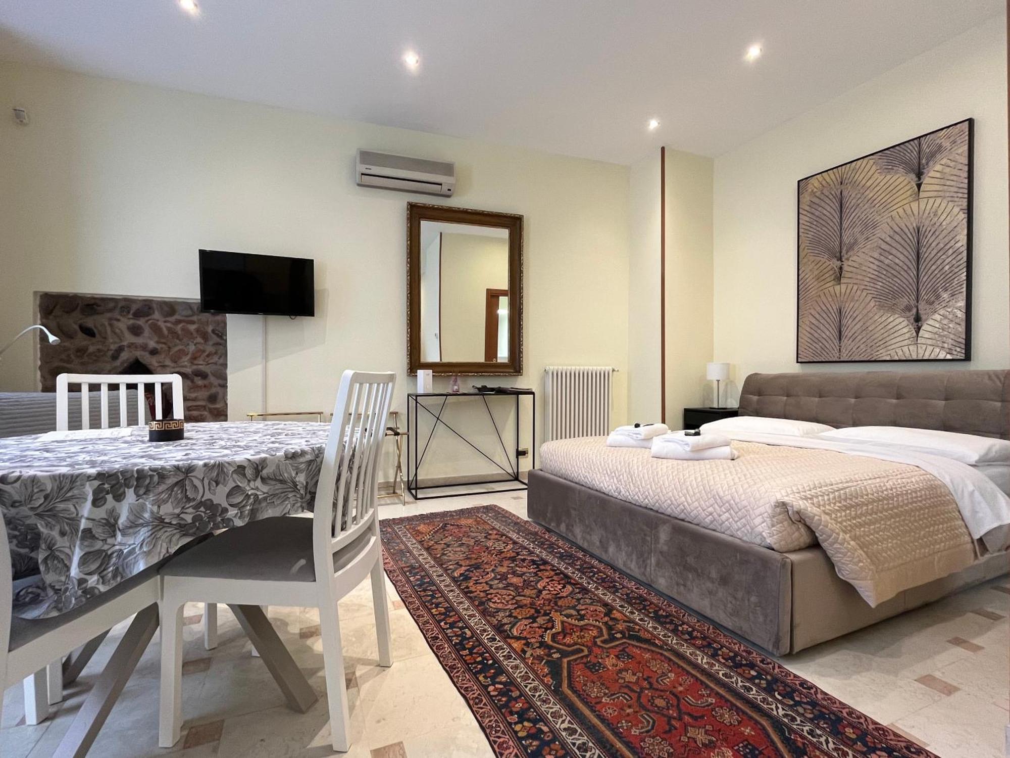 Veronajourneys Emilei Apartment
