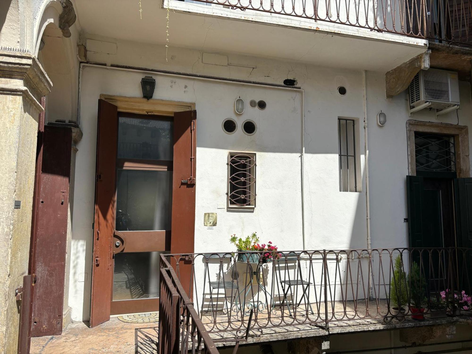 Apartment Veronajourneys Emilei Verona